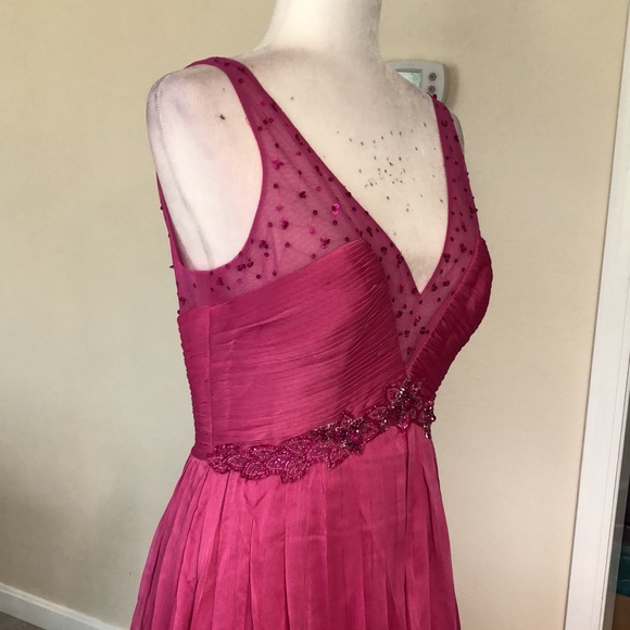 Super full chiffon with sheer bodice - Picture 11 of 16